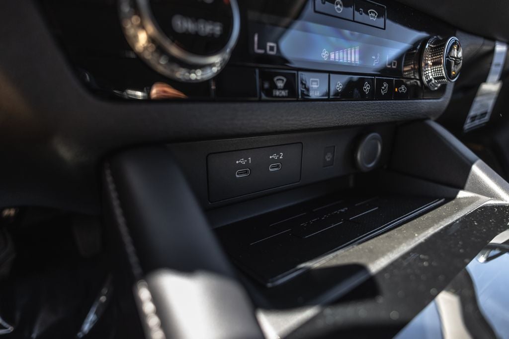 2026 Mitsubishi Outlander PHEV SE