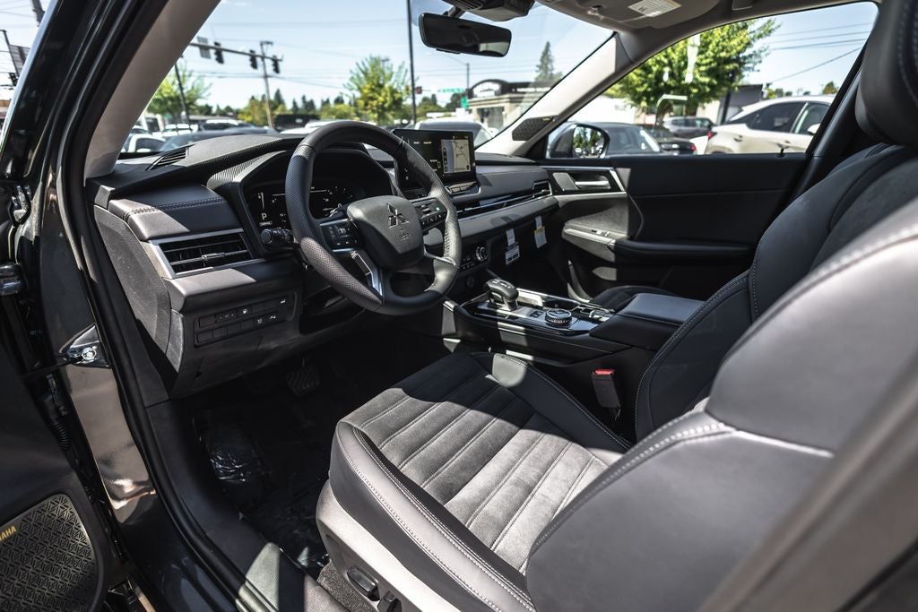 2026 Mitsubishi Outlander PHEV SE