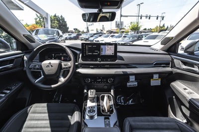 2026 Mitsubishi Outlander PHEV SE