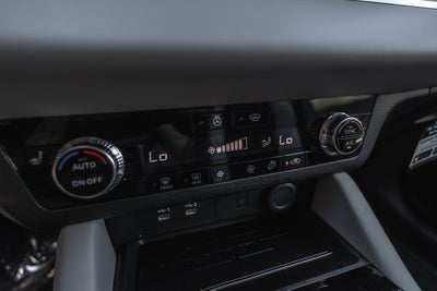 2026 Mitsubishi Outlander PHEV SE