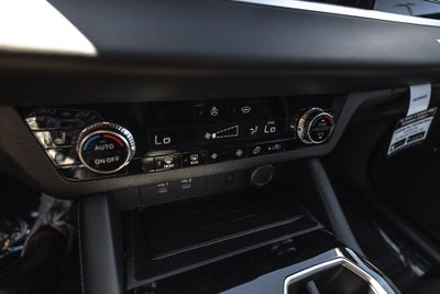 2026 Mitsubishi Outlander PHEV SE