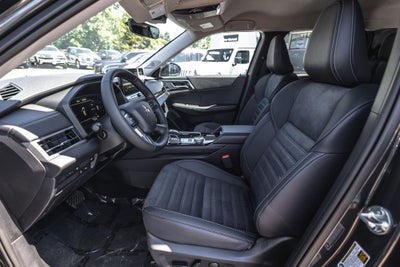 2026 Mitsubishi Outlander PHEV SE