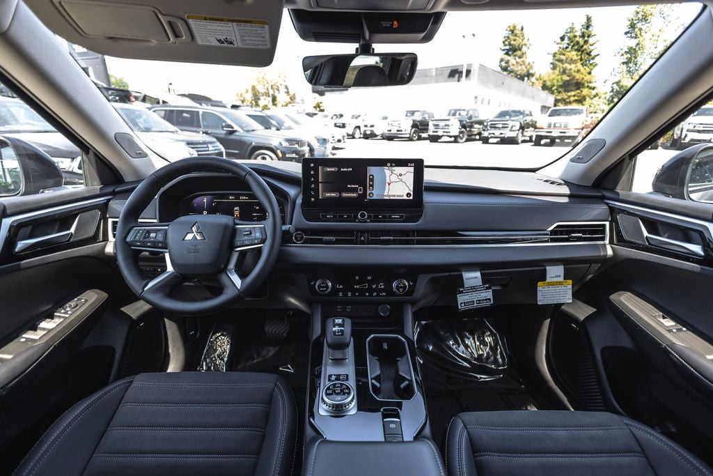 2026 Mitsubishi Outlander PHEV SE