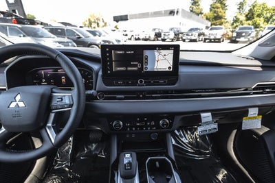 2026 Mitsubishi Outlander PHEV SE