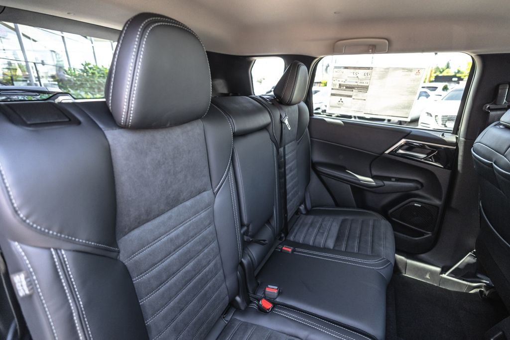 2026 Mitsubishi Outlander PHEV SE