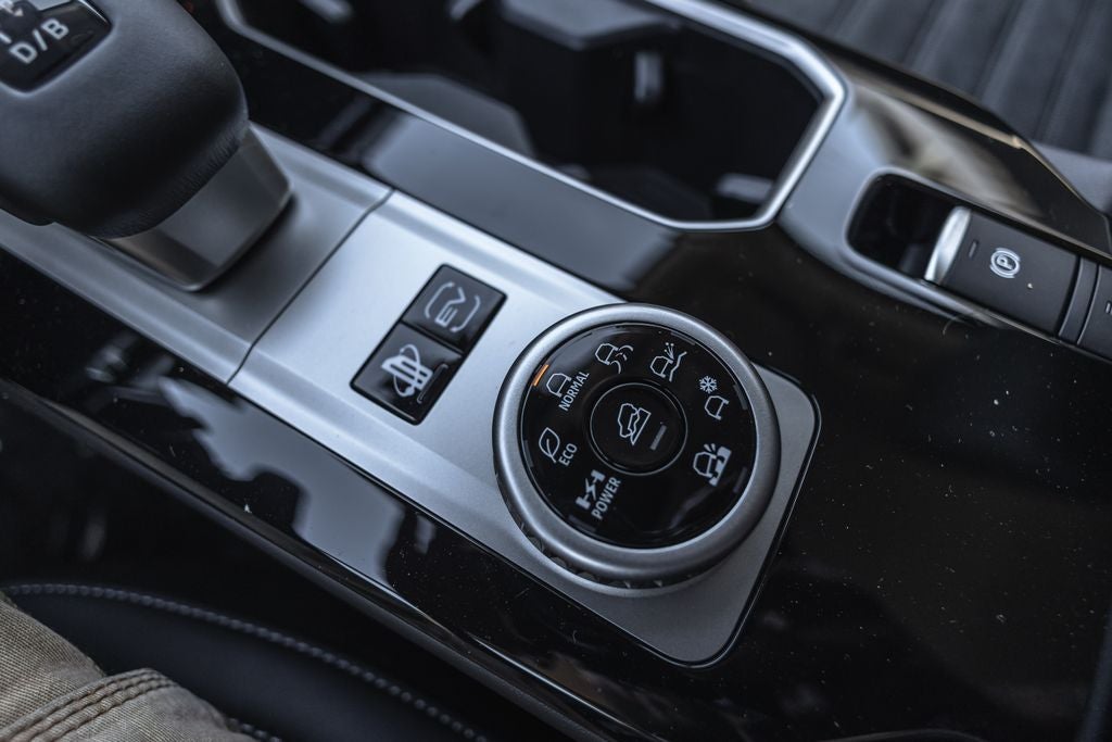 2026 Mitsubishi Outlander PHEV SE
