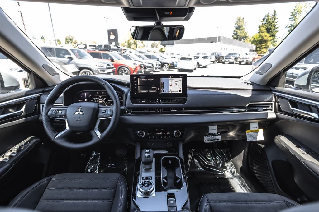 2026 Mitsubishi Outlander PHEV SE
