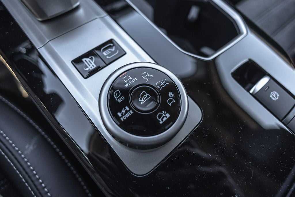 2026 Mitsubishi Outlander PHEV SE