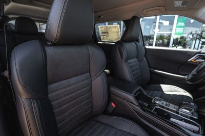 2026 Mitsubishi Outlander PHEV SE