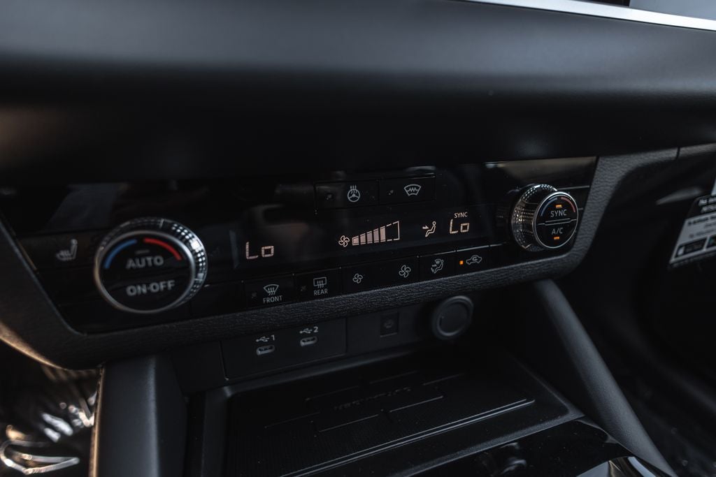 2026 Mitsubishi Outlander PHEV SE
