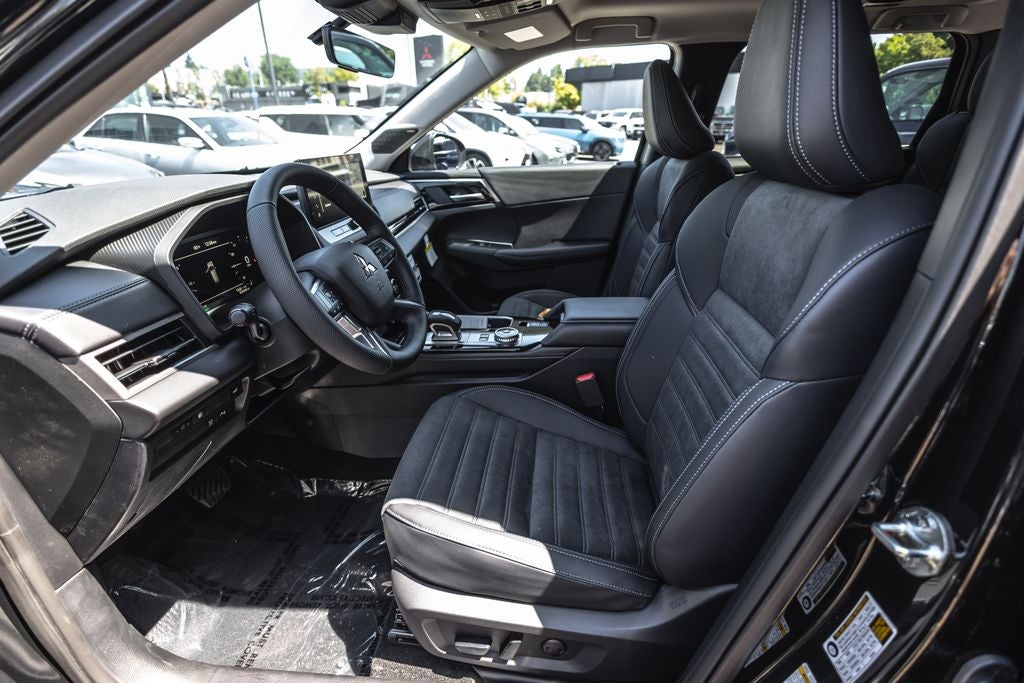 2026 Mitsubishi Outlander PHEV SE