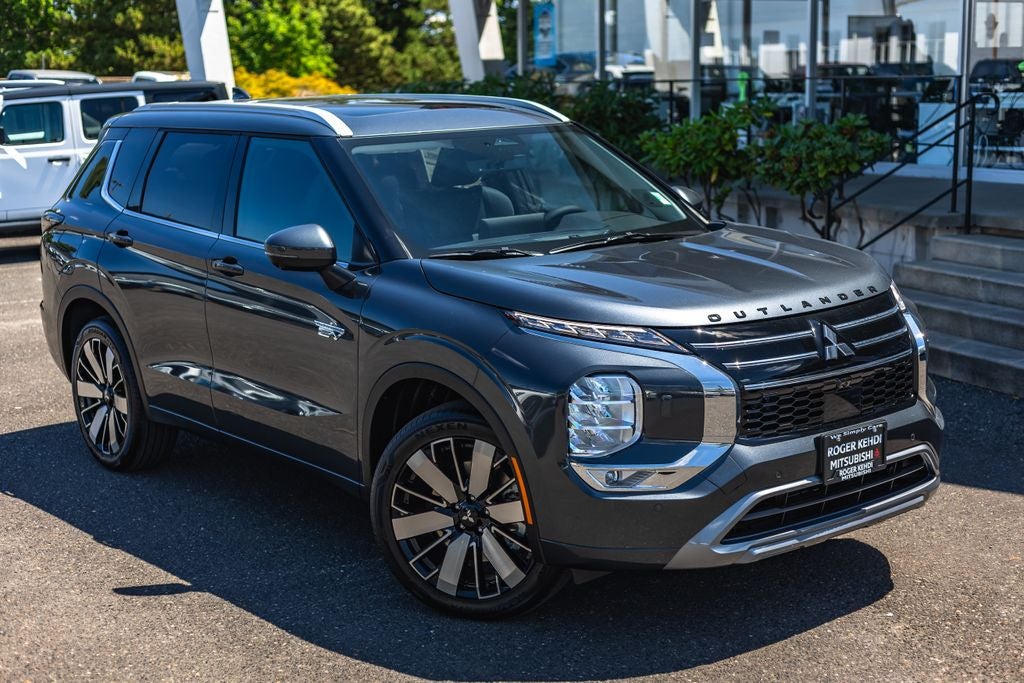 2026 Mitsubishi Outlander PHEV SEL