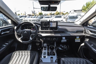 2026 Mitsubishi Outlander PHEV SEL
