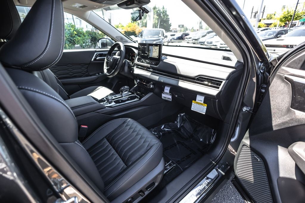 2026 Mitsubishi Outlander PHEV SEL