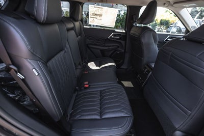 2026 Mitsubishi Outlander PHEV SEL