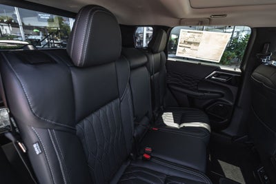 2026 Mitsubishi Outlander PHEV SEL