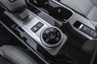 2026 Mitsubishi Outlander PHEV SEL