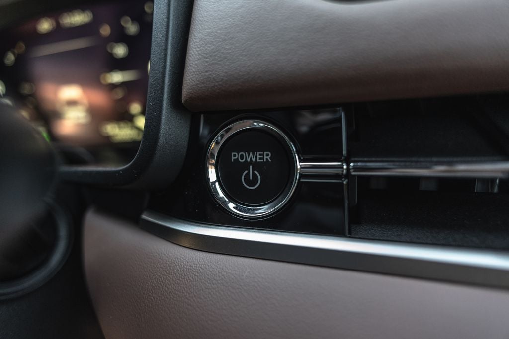 2026 Mitsubishi Outlander PHEV SEL