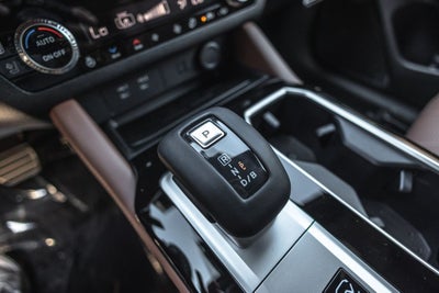 2026 Mitsubishi Outlander PHEV SEL