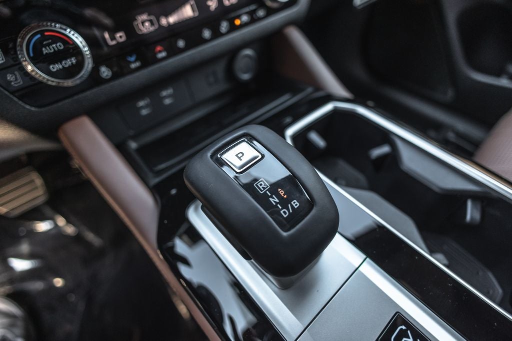 2026 Mitsubishi Outlander PHEV SEL