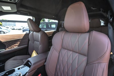 2026 Mitsubishi Outlander PHEV SEL