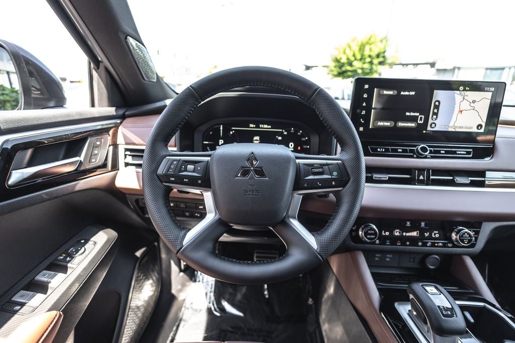 2026 Mitsubishi Outlander PHEV SEL