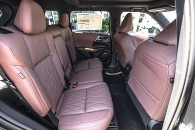 2026 Mitsubishi Outlander PHEV SEL