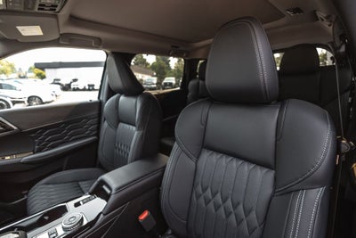 2026 Mitsubishi Outlander PHEV SEL