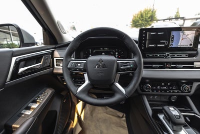 2026 Mitsubishi Outlander PHEV SEL