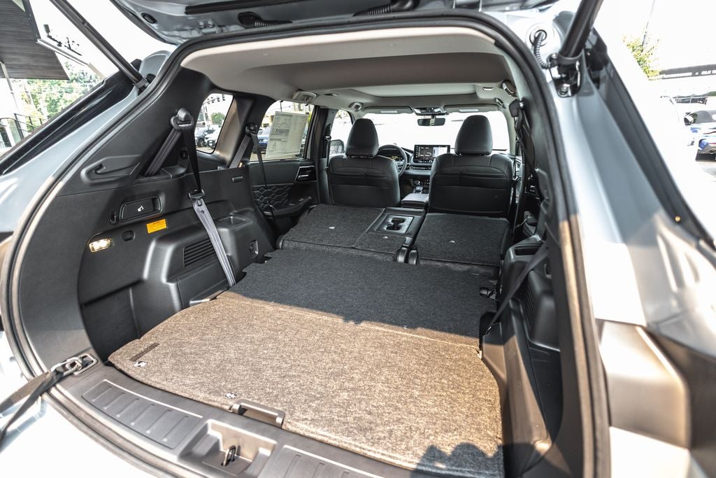 2026 Mitsubishi Outlander PHEV SEL