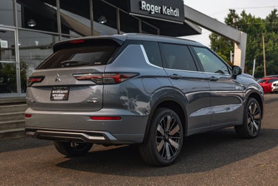 2026 Mitsubishi Outlander PHEV SEL