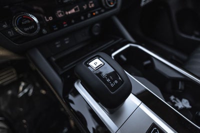 2026 Mitsubishi Outlander PHEV SEL
