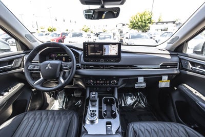 2026 Mitsubishi Outlander PHEV SEL
