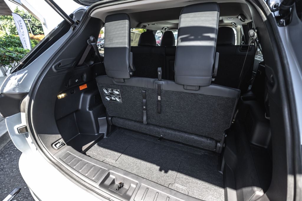 2026 Mitsubishi Outlander PHEV SEL