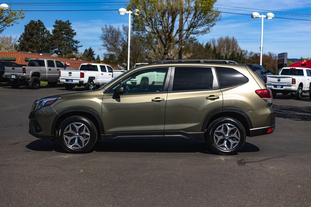 2024 Subaru Forester Premium