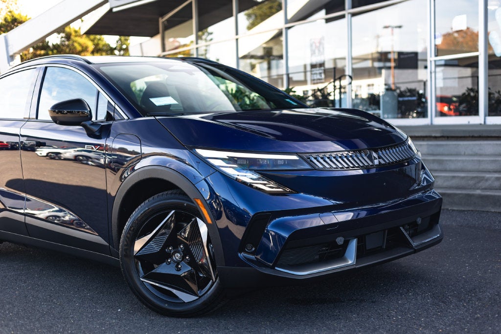 2027 Mitsubishi Eclipse Base