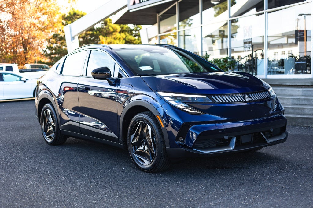 2027 Mitsubishi Eclipse Base