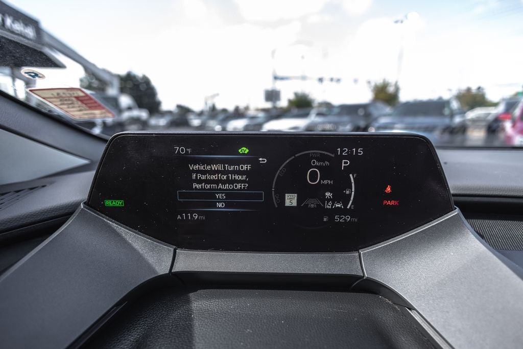 2025 Toyota Prius LE