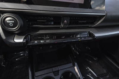 2025 Toyota Prius LE