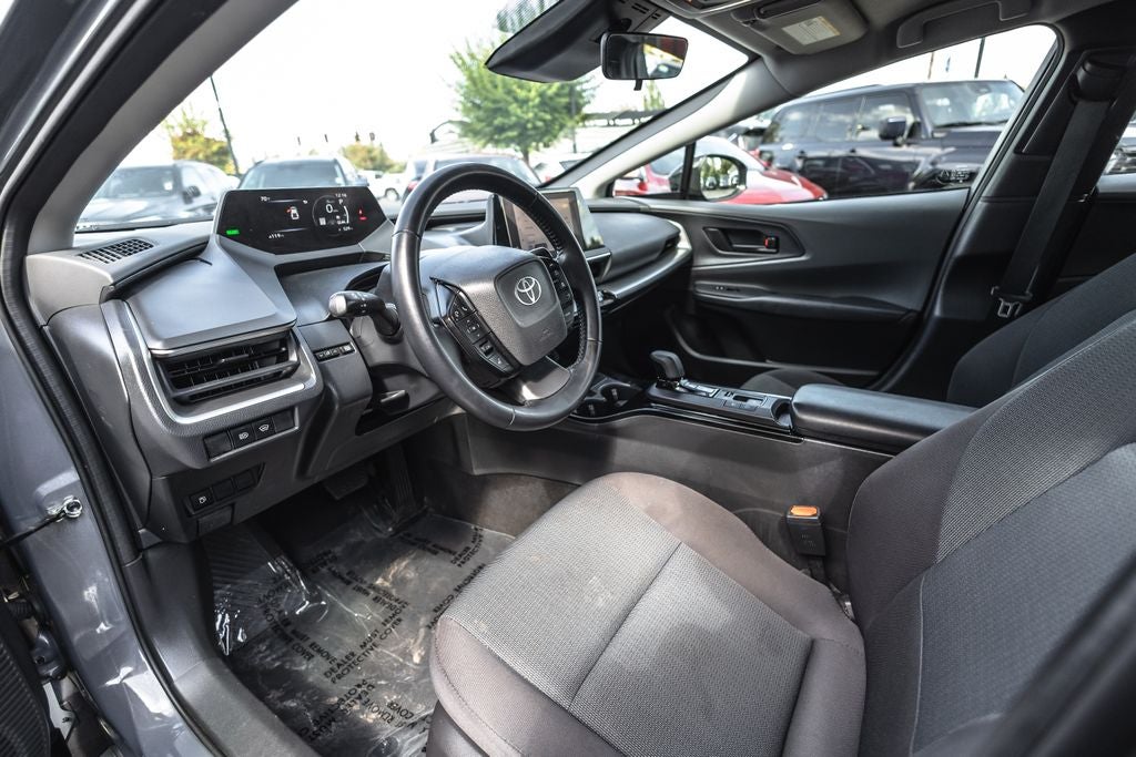 2025 Toyota Prius LE