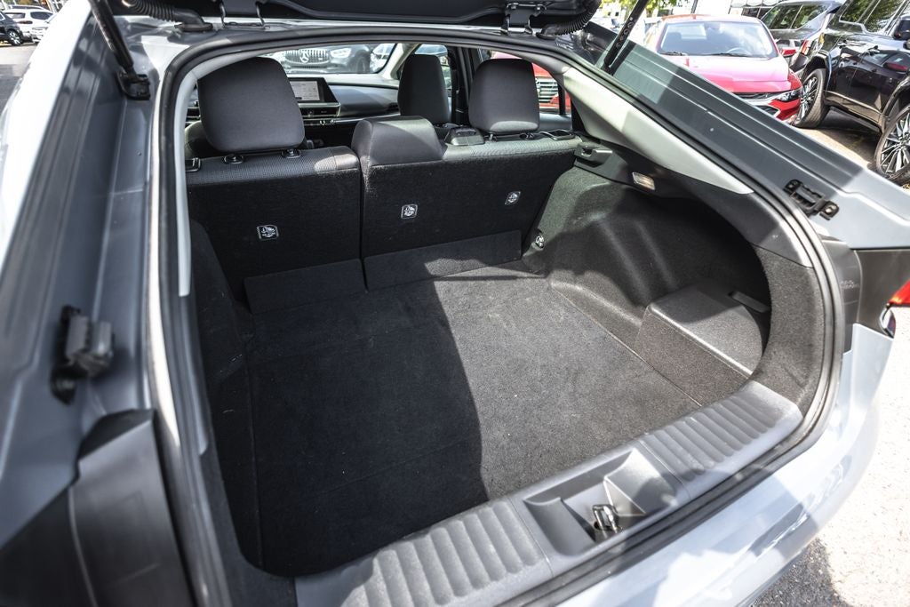 2025 Toyota Prius LE