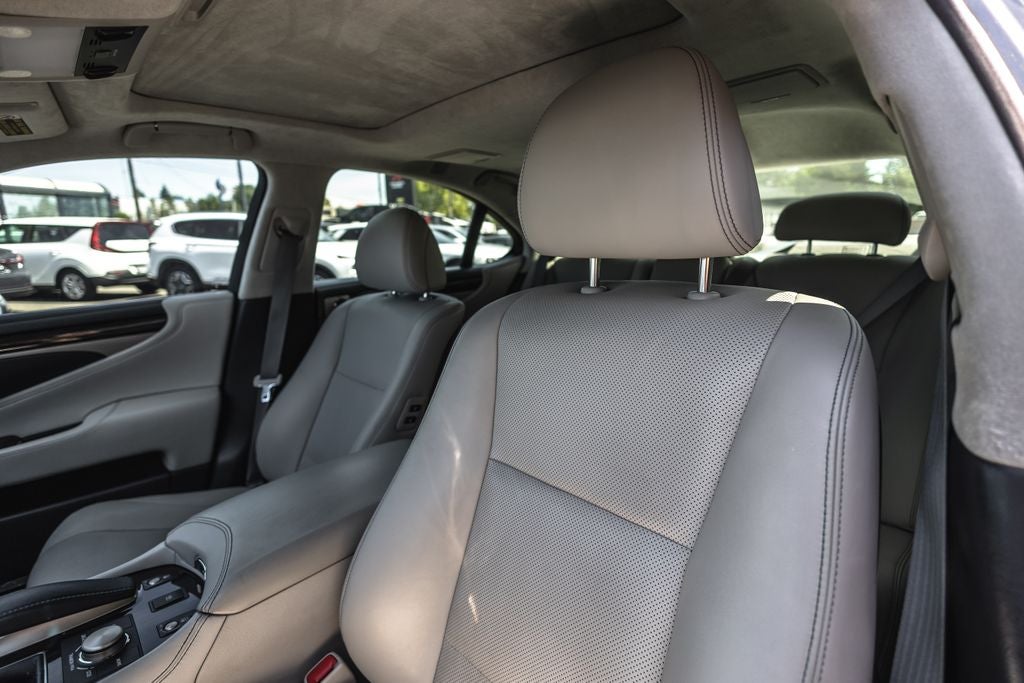 2015 Lexus LS 460