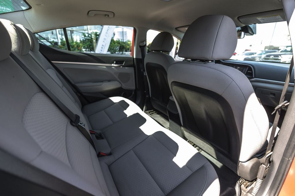 2020 Hyundai Elantra SE