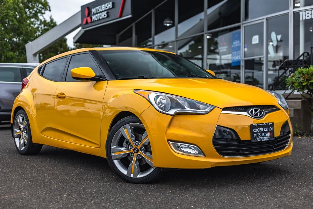 2012 Hyundai Veloster Base w/Black