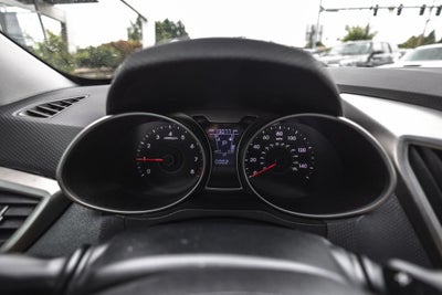 2012 Hyundai Veloster Base w/Black