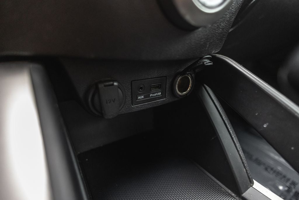 2012 Hyundai Veloster Base w/Black