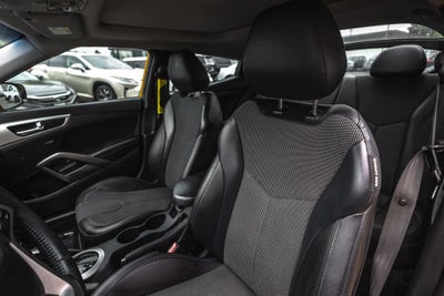 2012 Hyundai Veloster Base w/Black