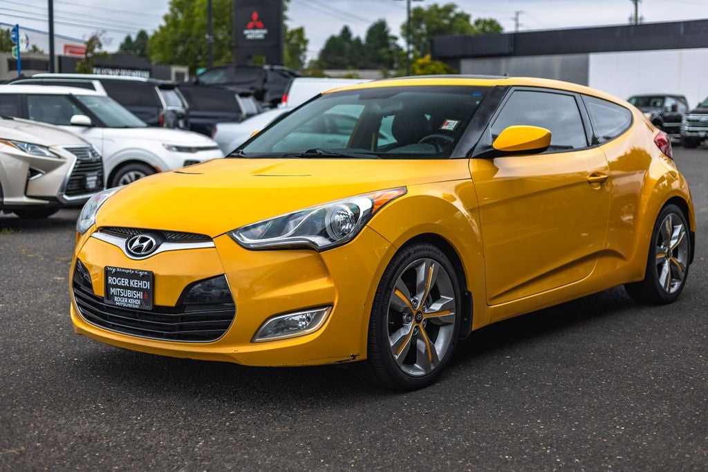 2012 Hyundai Veloster Base w/Black