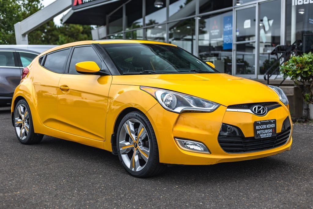 2012 Hyundai Veloster Base w/Black