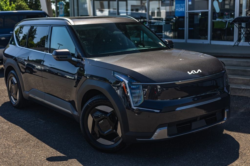 2024 Kia EV9 Wind
